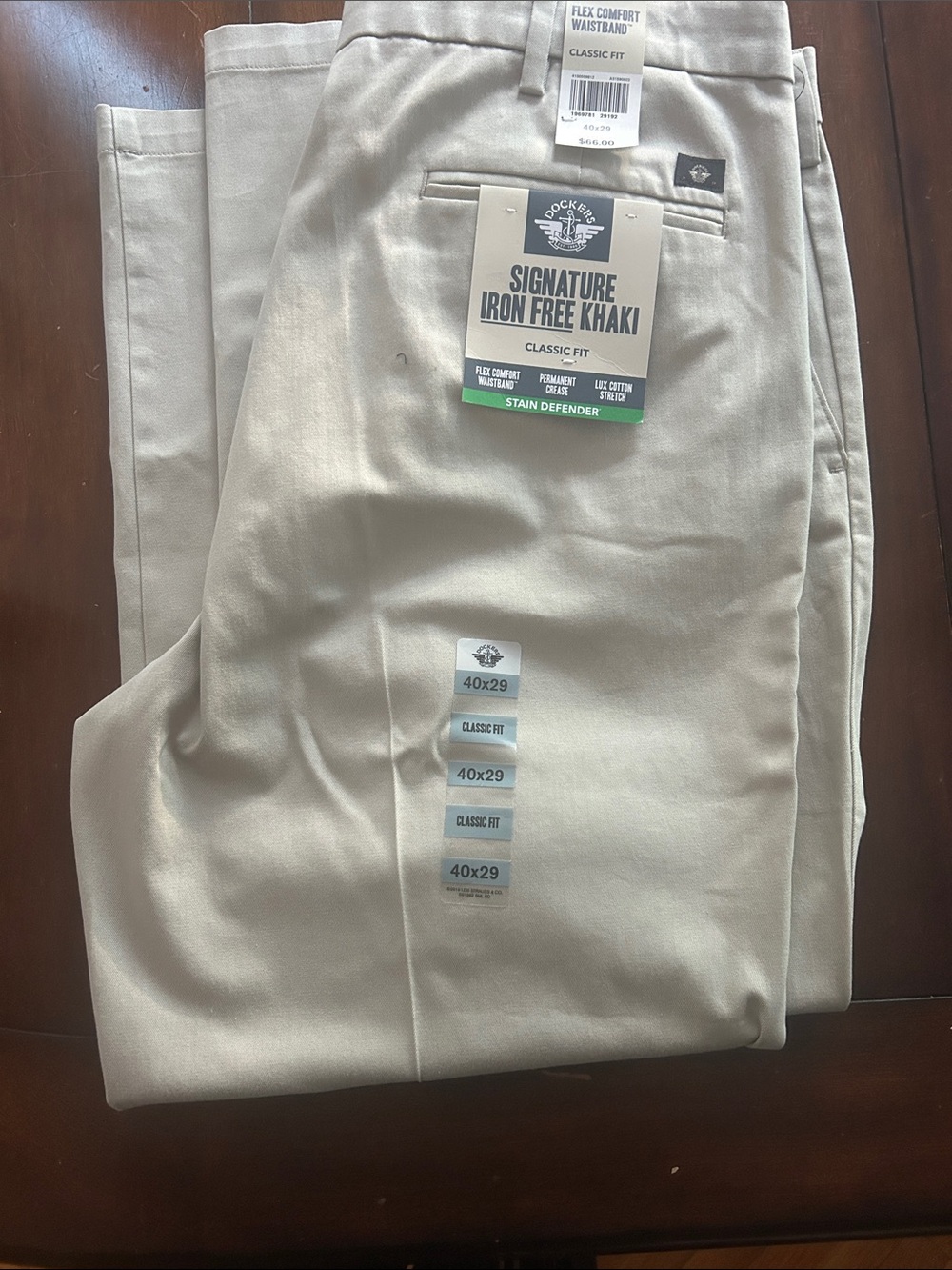 Dockers Classic Fit Khaki Chinos - Light Tan